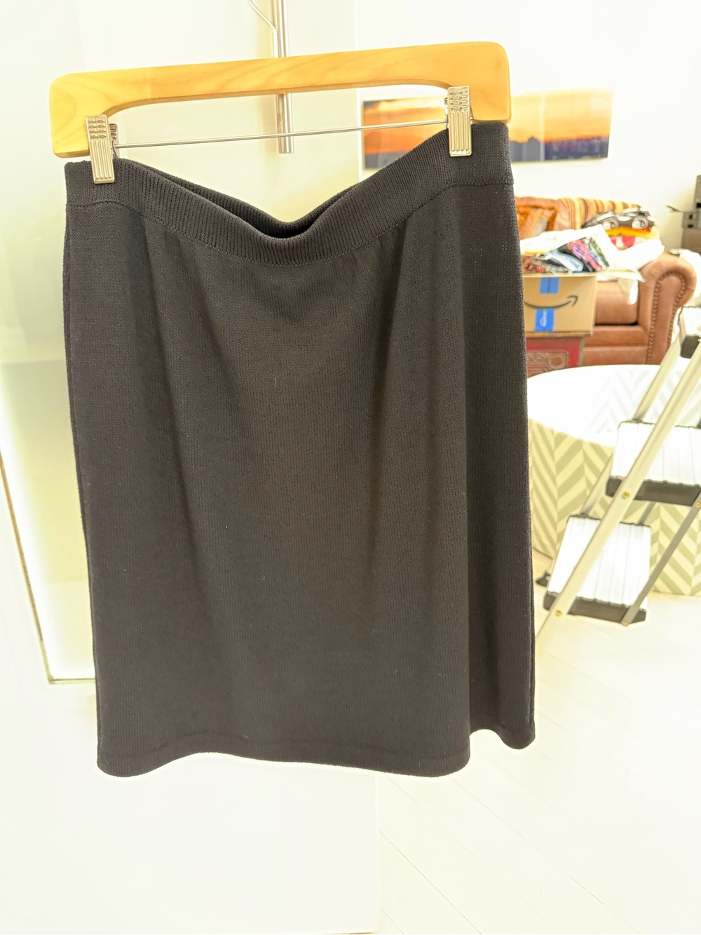 St. John Classics Black Knit Skirt 12